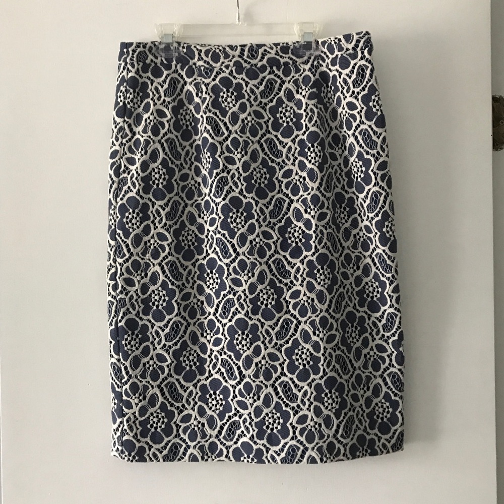 Halogen Pencil Skirt Size 4